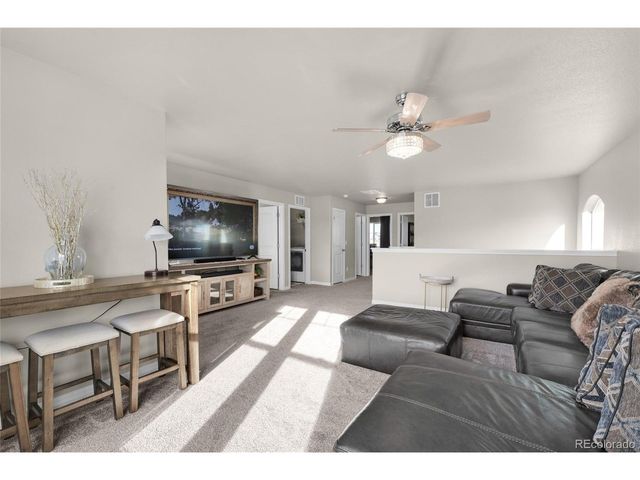 9033 Yellowtail Way, Colorado Springs, CO 80908