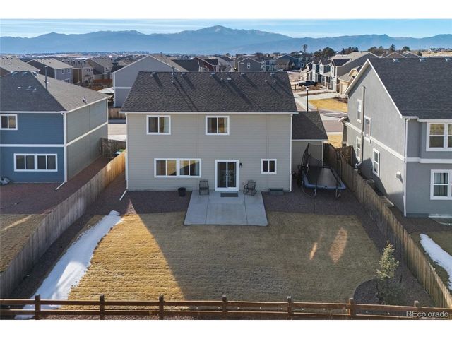 9033 Yellowtail Way, Colorado Springs, CO 80908