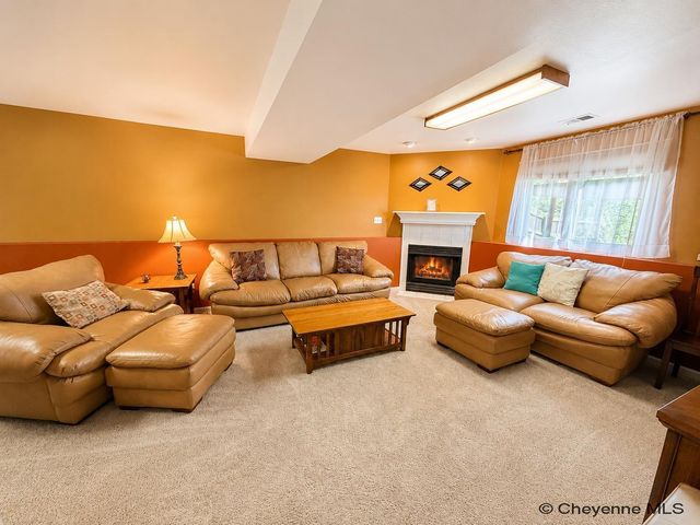 4417 SULLIVAN ST, Cheyenne, WY 82009