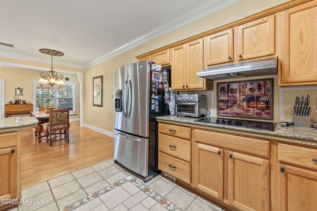 201 Kurzweg Drive, Lafayette, LA 70508