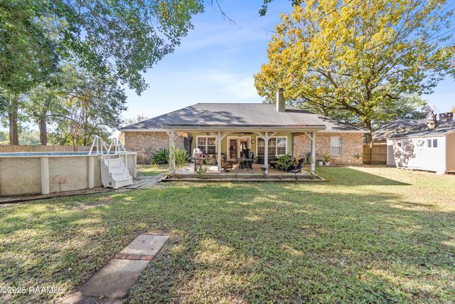 201 Kurzweg Drive, Lafayette, LA 70508