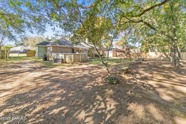 201 Kurzweg Drive, Lafayette, LA 70508