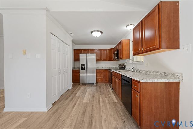 3340 Summerbrooke Dr, Chesterfield, VA 23235
