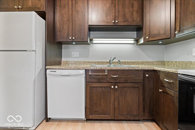 4810 London Drive, Indianapolis, IN 46254