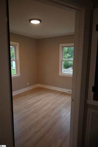 212 Donnan Road, Greenville, SC 29687
