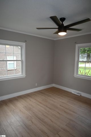 212 Donnan Road, Greenville, SC 29687