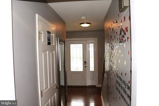 6102 FIRESIDE CIR, Harrisburg, PA 17109
