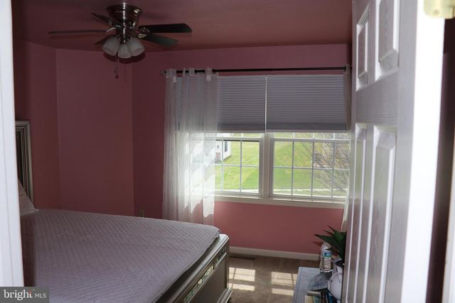 6102 FIRESIDE CIR, Harrisburg, PA 17109