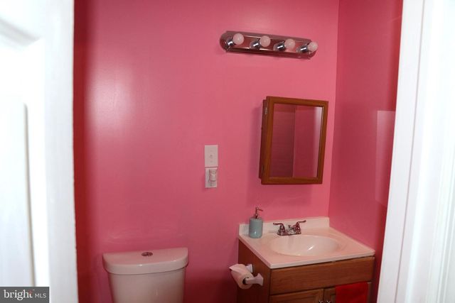 6102 FIRESIDE CIR, Harrisburg, PA 17109