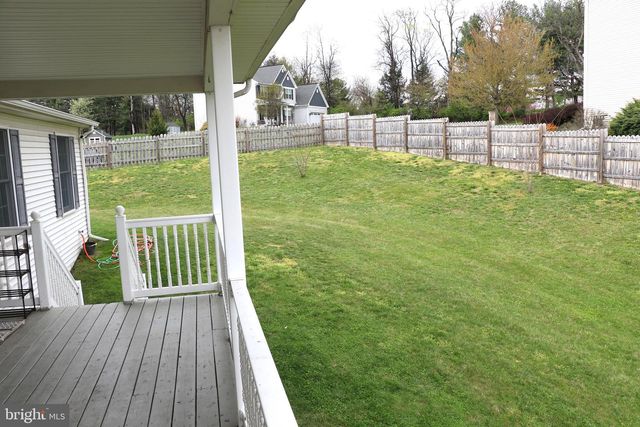 6102 FIRESIDE CIR, Harrisburg, PA 17109