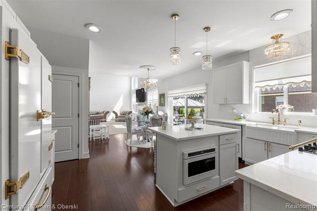 14079 Cobblestone Court, Belleville, MI 48111