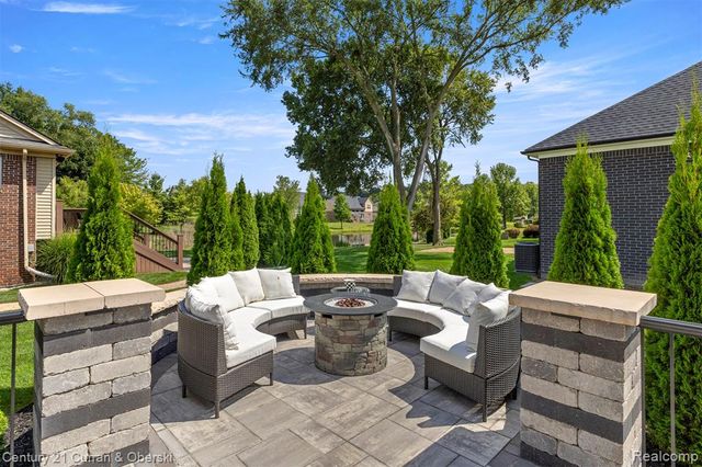 14079 Cobblestone Court, Belleville, MI 48111