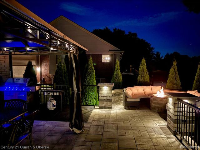 14079 Cobblestone Court, Belleville, MI 48111