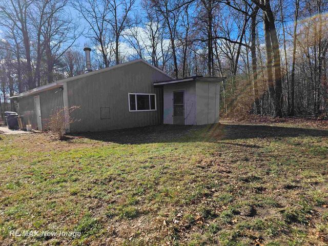 2002 W Isabella Road, Midland, MI 48640