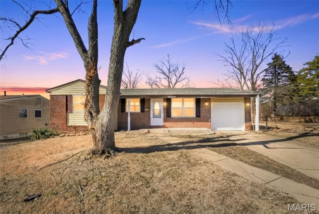 10557 Castle Drive, Unincorporated, MO 63136