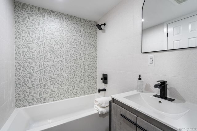 3 Hickory Lane, Monroe, NY 10950