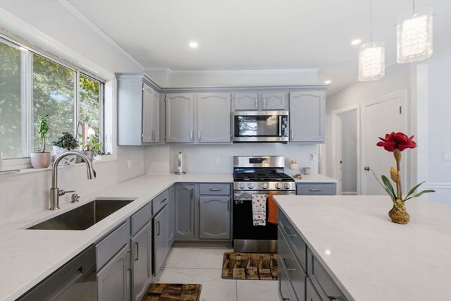 5 High St, Saugus, MA 01906