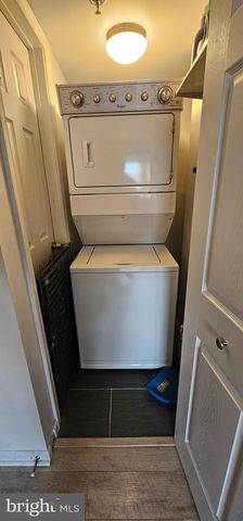 1113 GOVERNOR HOUSE CIR, Wilmington, DE 19809