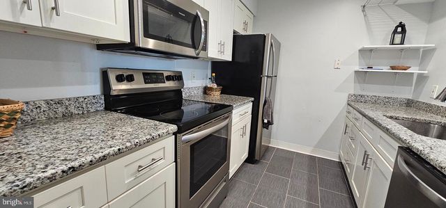 1113 GOVERNOR HOUSE CIR, Wilmington, DE 19809
