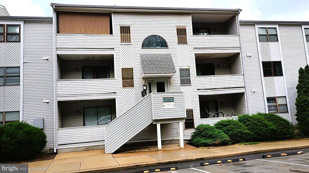 1113 GOVERNOR HOUSE CIR, Wilmington, DE 19809