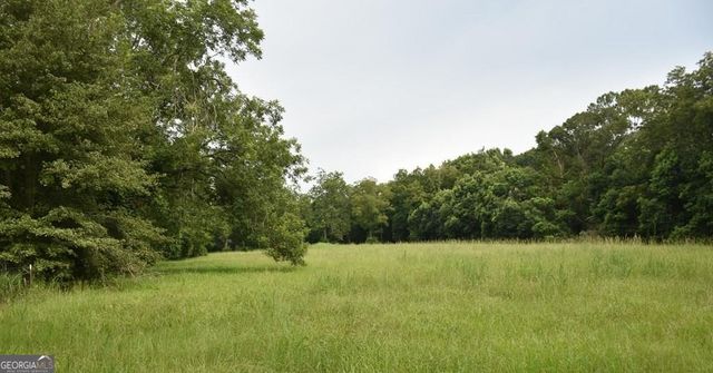 305 S BAKER Street, Glennville, GA 30427