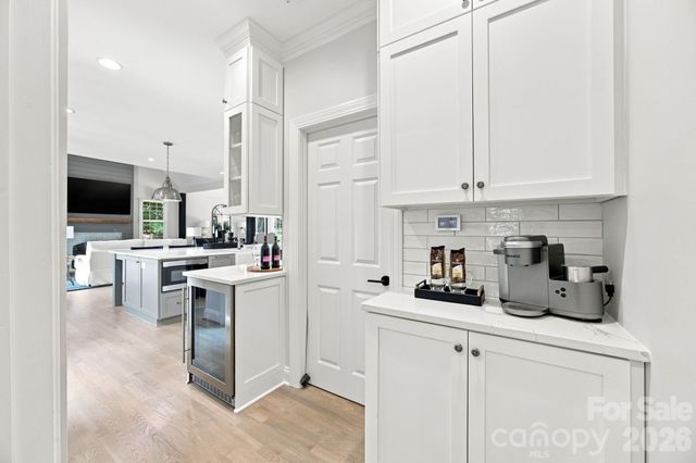 131 Long Cove Lane, Mooresville, NC 28117