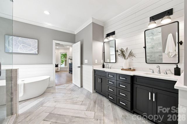 131 Long Cove Lane, Mooresville, NC 28117