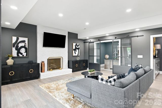 131 Long Cove Lane, Mooresville, NC 28117