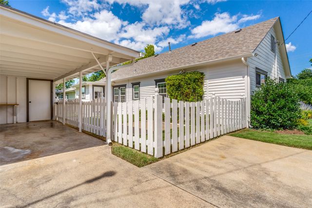 1001 N College Street, Mckinney, TX 75069