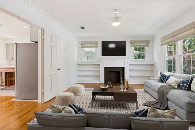 1001 N College Street, Mckinney, TX 75069