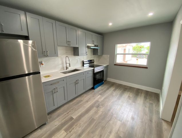 603 N Dixie Highway 1, Lake Worth Beach, FL 33460