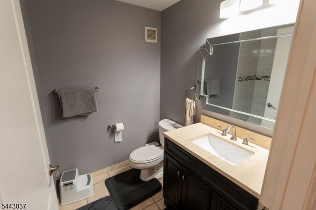 415 Newark St 5A, Hoboken City, NJ 07030
