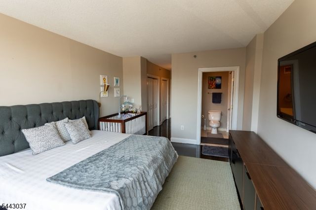 415 Newark St 5A, Hoboken City, NJ 07030