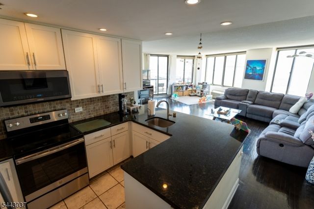 415 Newark St 5A, Hoboken City, NJ 07030