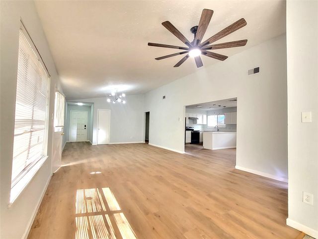 11622 Old Telegraph Road, Houston, TX 77067