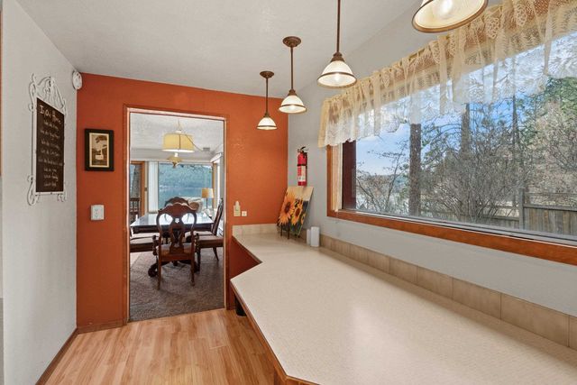 1314 S Lakeside Rd, Liberty Lake, WA 99019