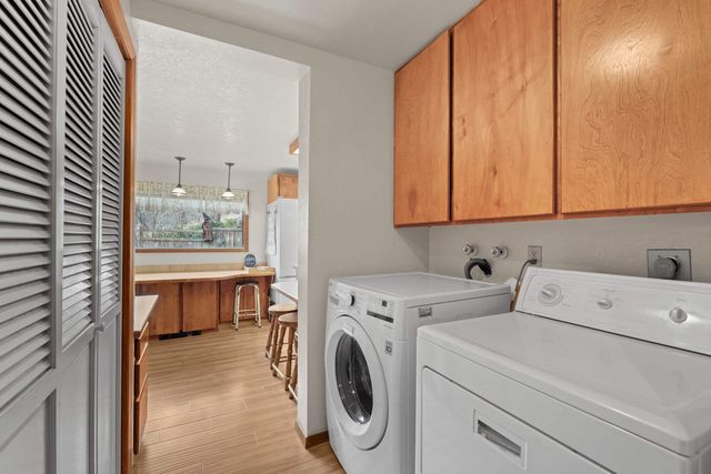 1314 S Lakeside Rd, Liberty Lake, WA 99019