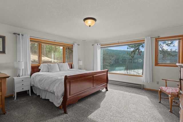 1314 S Lakeside Rd, Liberty Lake, WA 99019