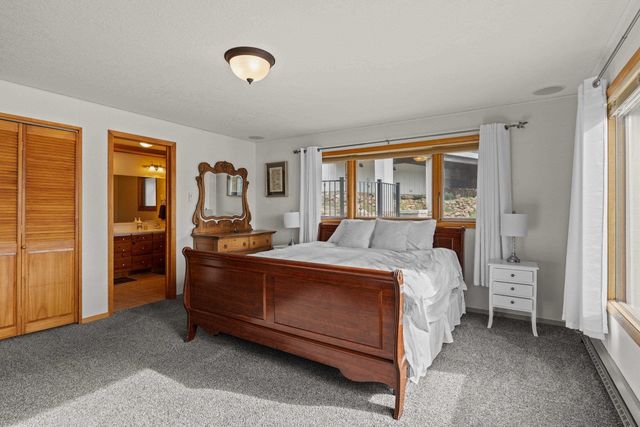 1314 S Lakeside Rd, Liberty Lake, WA 99019