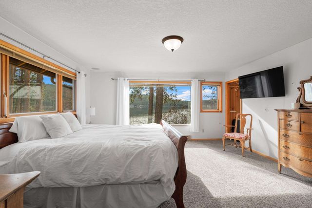 1314 S Lakeside Rd, Liberty Lake, WA 99019