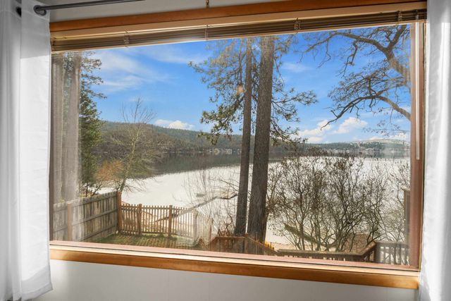 1314 S Lakeside Rd, Liberty Lake, WA 99019