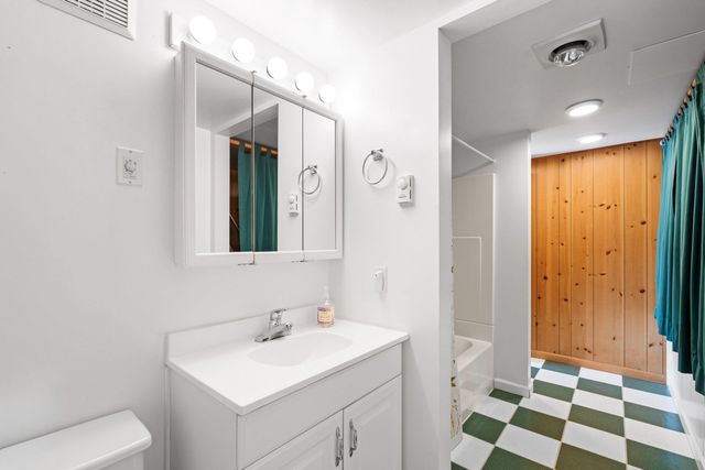 1314 S Lakeside Rd, Liberty Lake, WA 99019