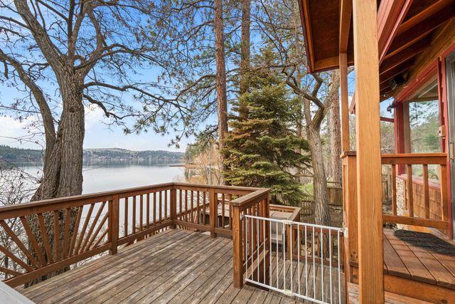 1314 S Lakeside Rd, Liberty Lake, WA 99019