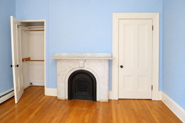 247 Chestnut St 1, Cambridge, MA 02139