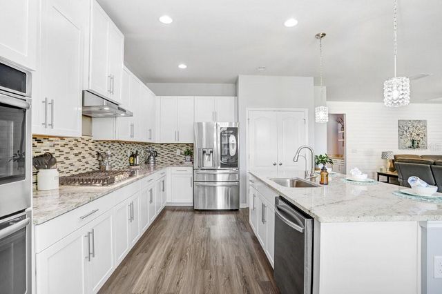 11642 LAKE LUCAYA DRIVE, Riverview, FL 33579