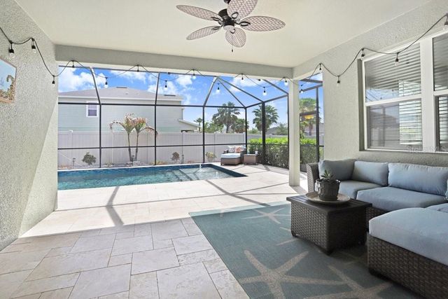 11642 LAKE LUCAYA DRIVE, Riverview, FL 33579