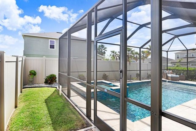 11642 LAKE LUCAYA DRIVE, Riverview, FL 33579