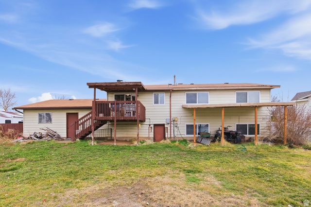 1871 N 1225 W, Clinton, UT 84015