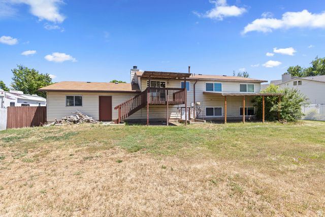 1871 N 1225 W, Clinton, UT 84015