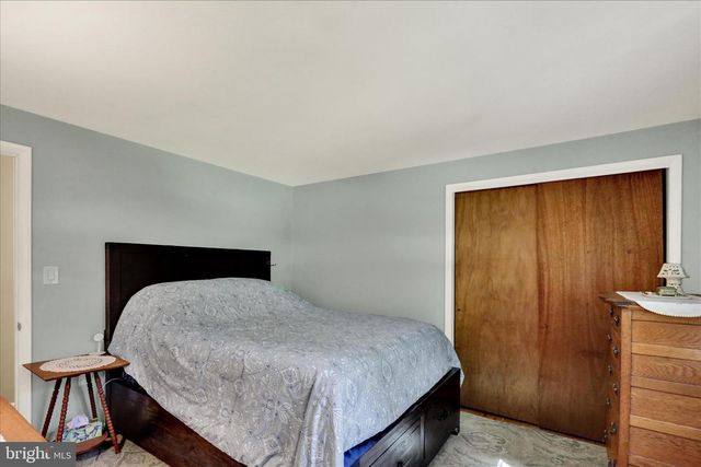 3866 PRICETOWN RD, Fleetwood, PA 19522